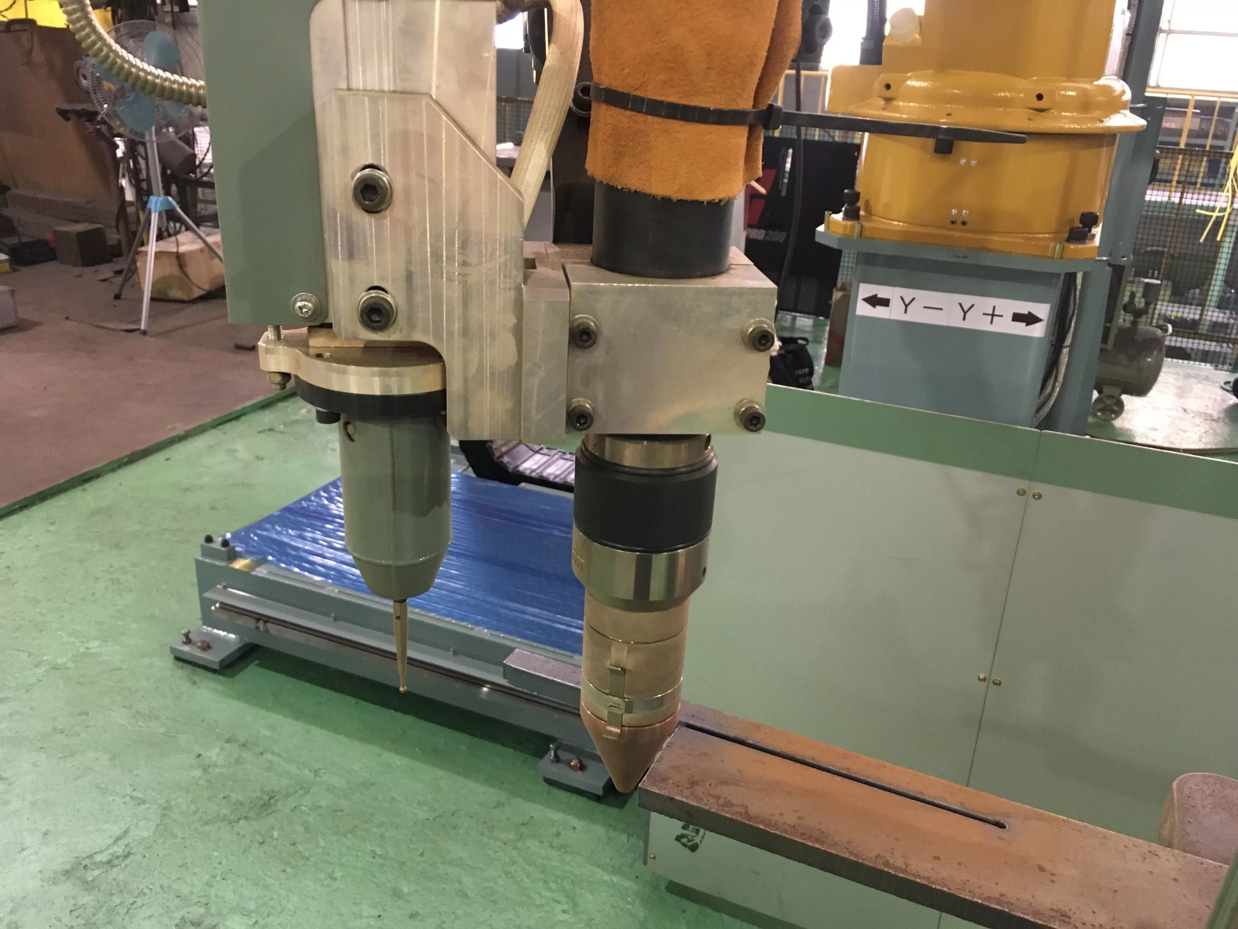 ロボットにMAXPRO200搭載